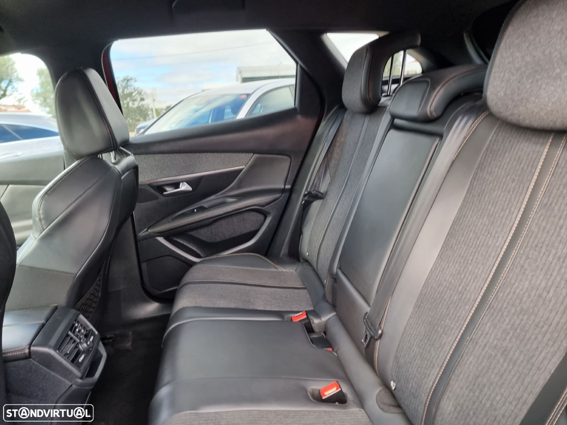 Peugeot 3008 1.6 BlueHDi GT Line - 10