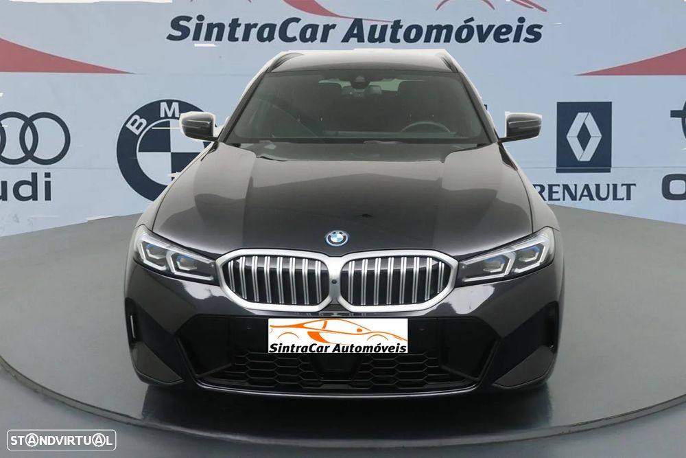 BMW 330 e Touring Aut. M Sport - 1