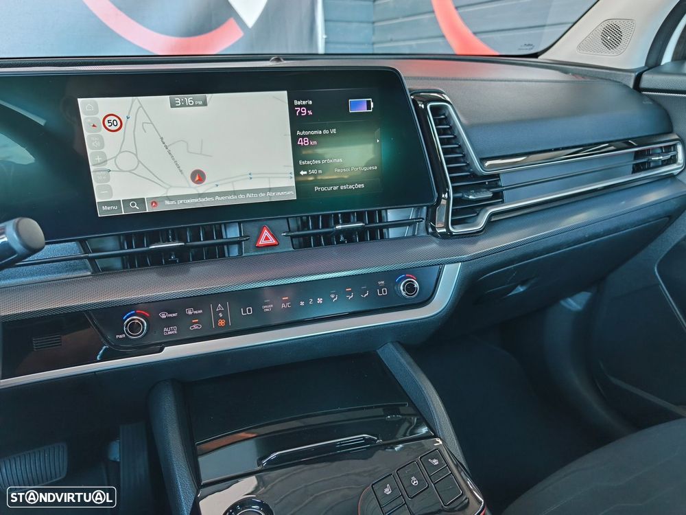Kia Sportage 1.6 T-GDi PHEV Tech — fotografia 18
