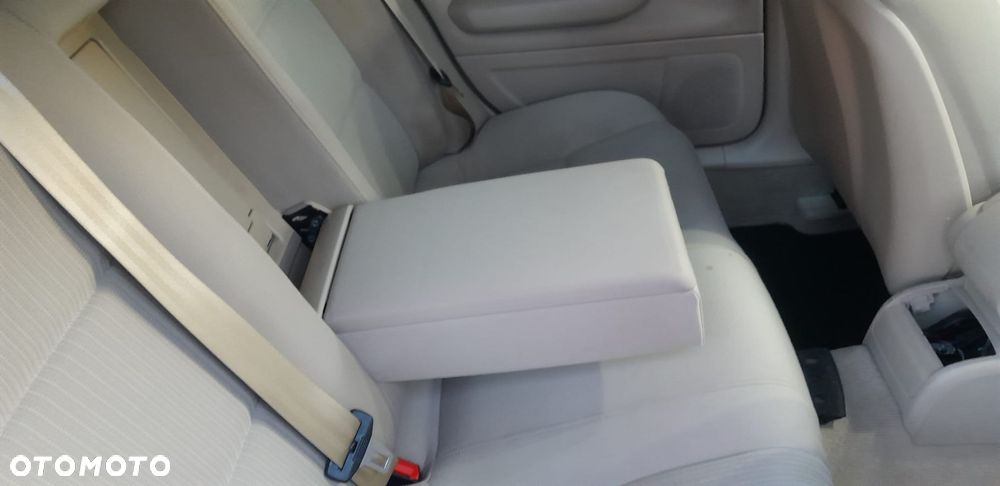 Audi A4 Limousine - 23