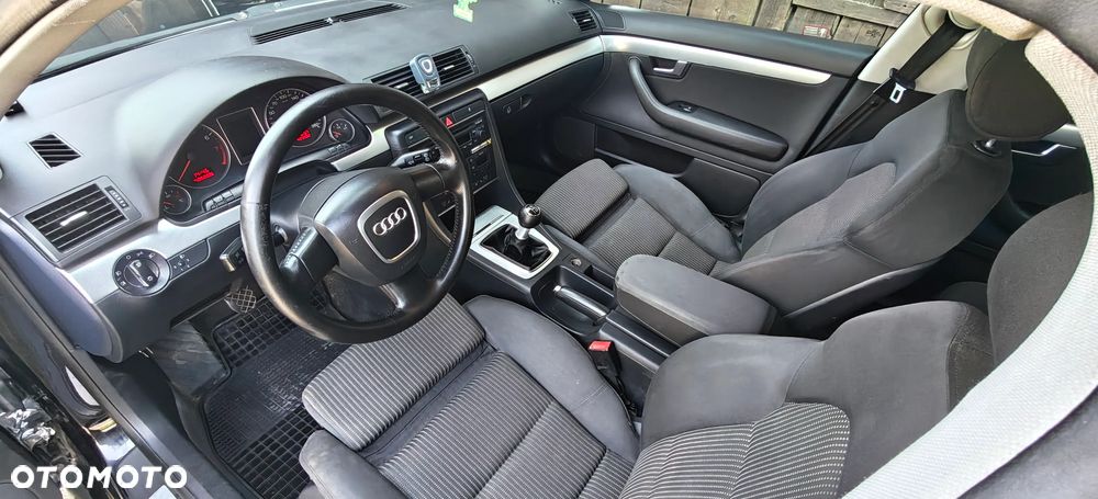 Audi A4 Avant 1.8T - 7