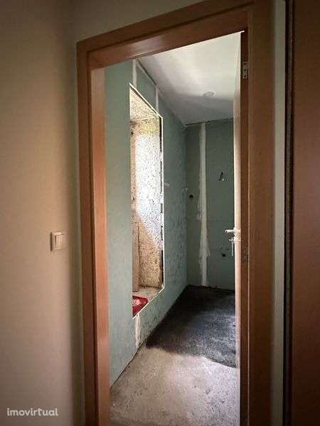 Quintinha em Arouca com 5700 m2 - Grande imagem: 4/12