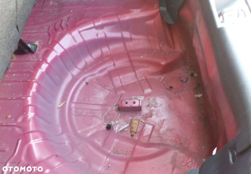 Mitsubishi Space Star - 9