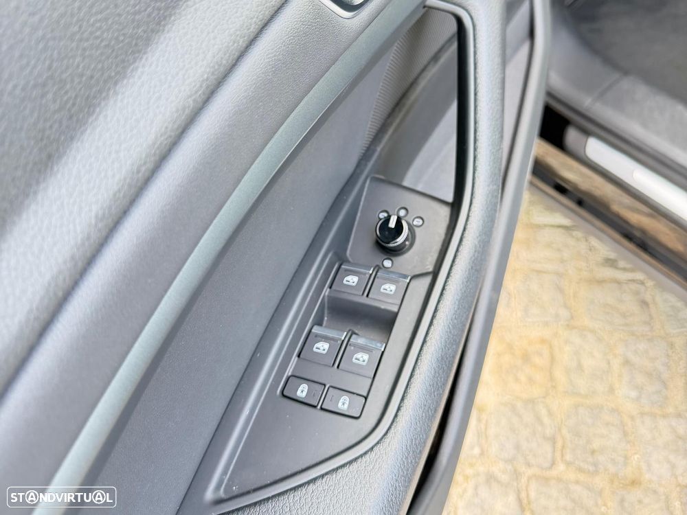 Audi e-tron 55 quattro - 10