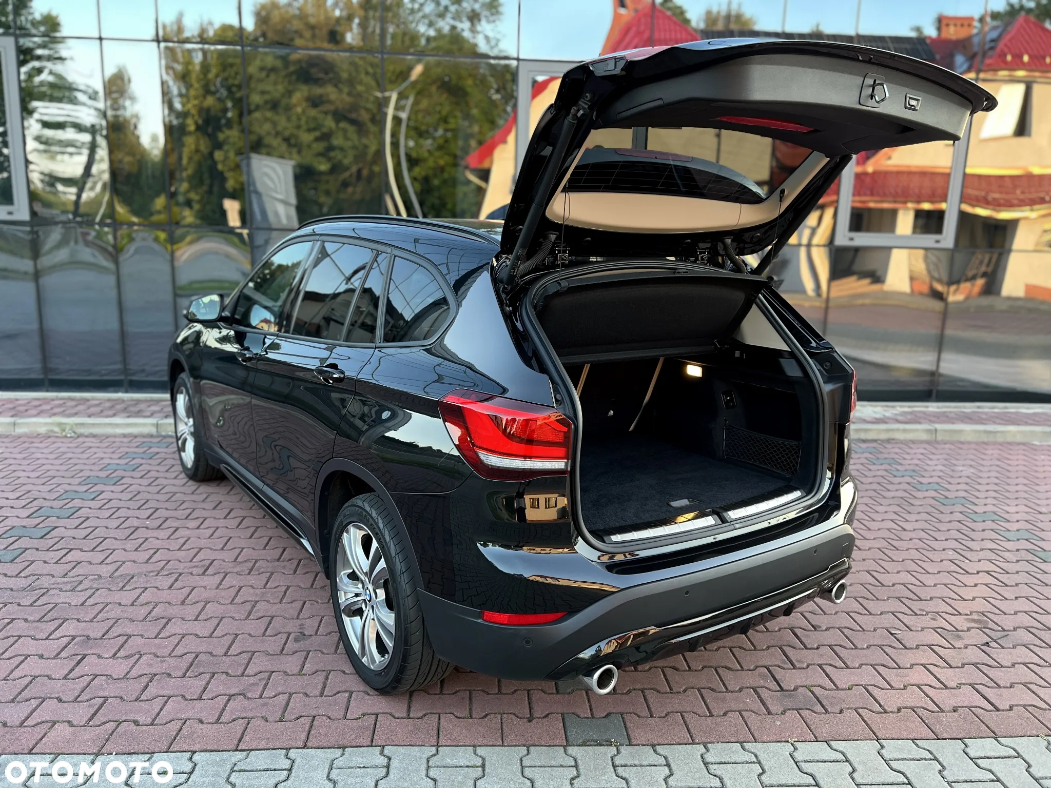 BMW X1 xDrive18d xLine sport - 31