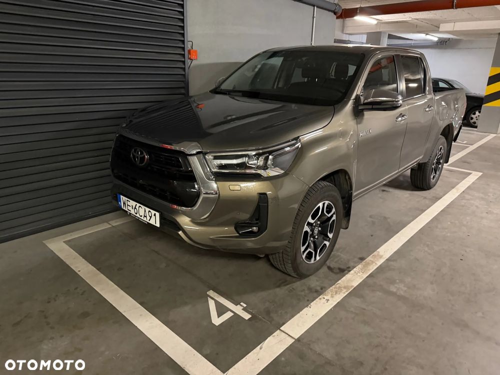 Toyota Hilux 2.8 D-4D Double Cab SR5+ 4x4 - 10