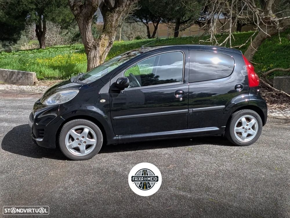 Peugeot 107 1.0 Black&Silver - 6