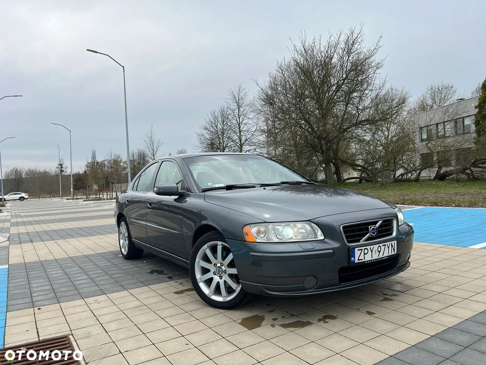 Volvo S60 2.4D Diament - 1