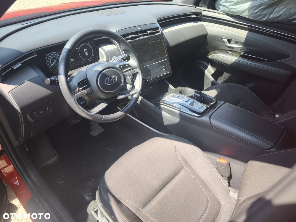 Hyundai Tucson 1.6 T-GDi 48V-Hybrid 4WD DCT Blackline - 27