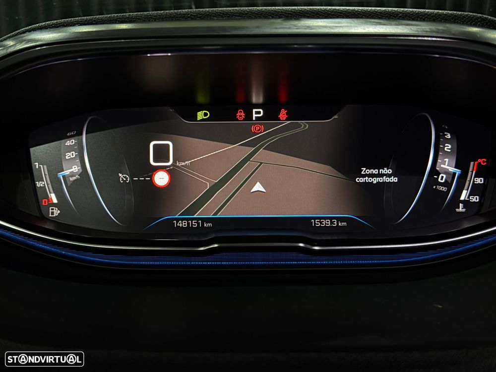 Peugeot 3008 1.2 PureTech Allure EAT8 - 19