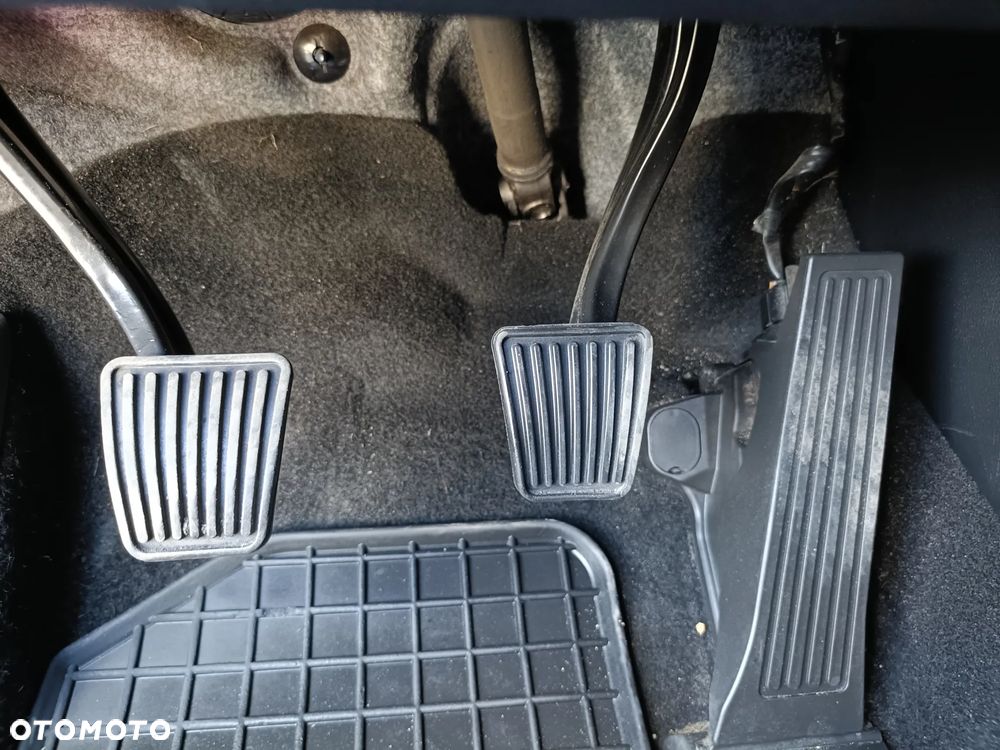 Kia Sportage 1.6 GDI Black Edition 2WD - 27