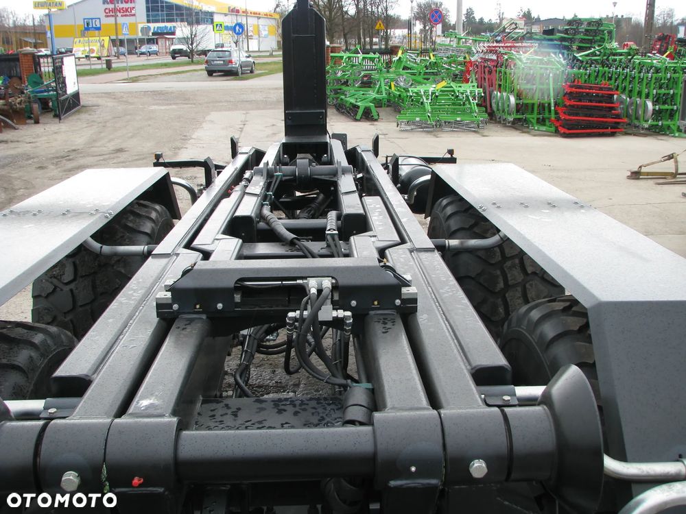 Pronar Przyczepa hakowa PRONAR T-285/1 - 17,7t do obsługi kontenerów rolniczych, budowlanych i komunalnych oraz platform  transportowych,  Kontener KO-04 -13,5t, Kontener KP-10 -7ton - 13