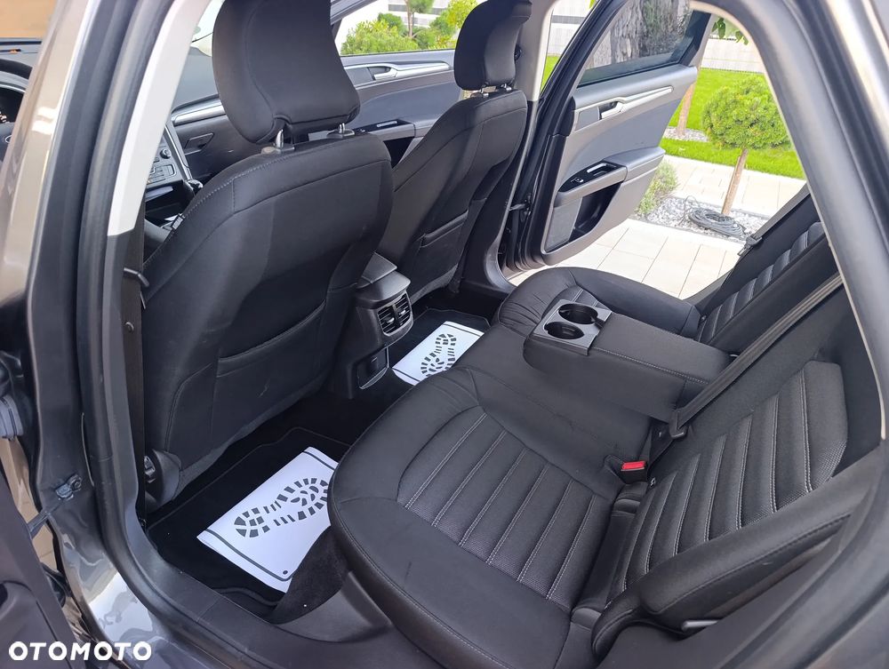 Ford Mondeo - 19