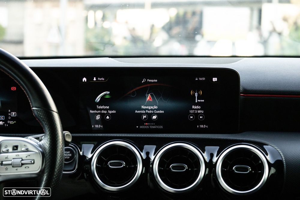 Mercedes-Benz A 250 e AMG Line - 29