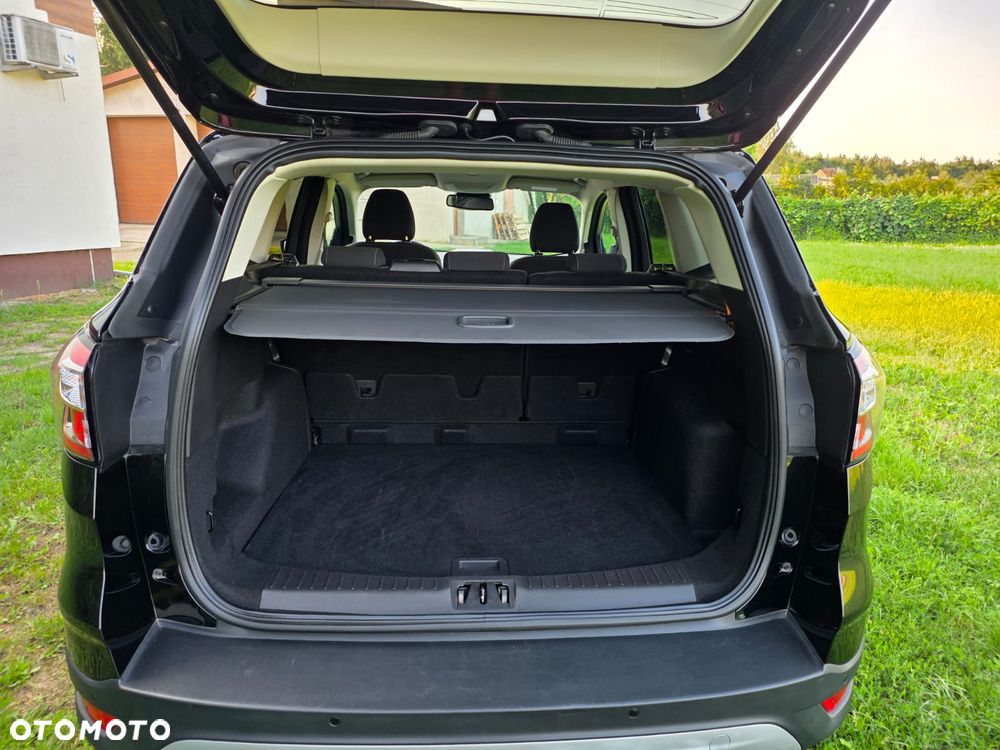Ford Kuga 1.5 EcoBoost 2x4 Cool & Connect - 11