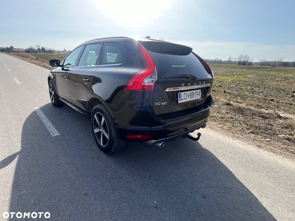 Volvo XC 60 D3 Drive-E R-Design Momentum - 13
