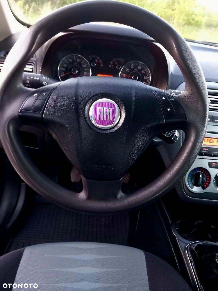 Fiat Grande Punto 1.4 8V Feel - 23