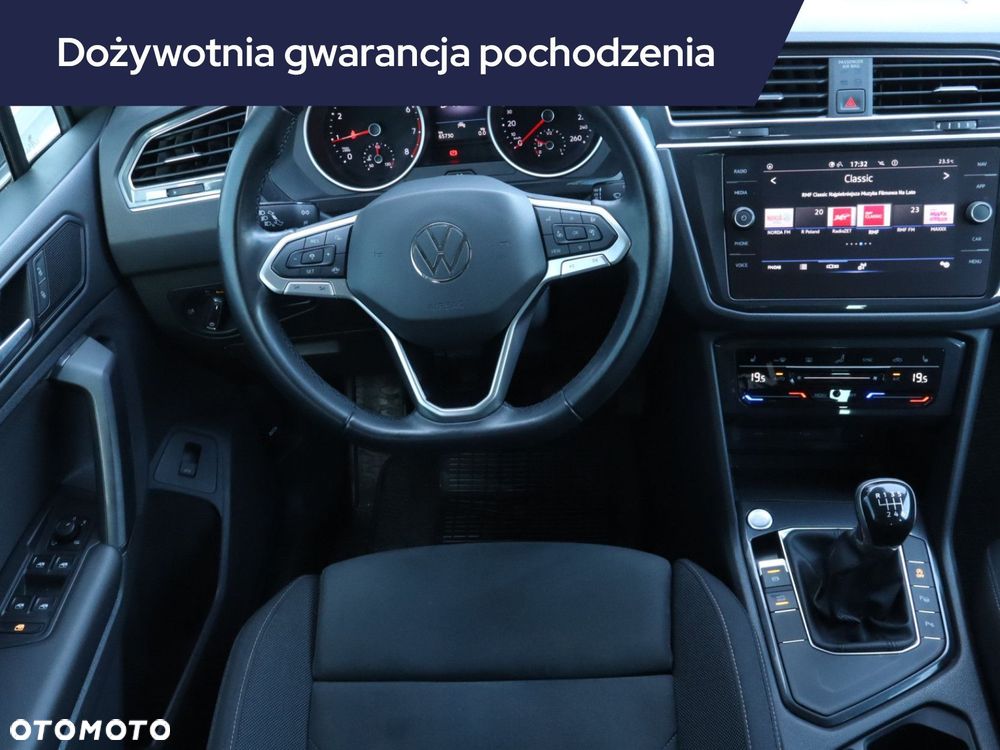 Volkswagen Tiguan - 9