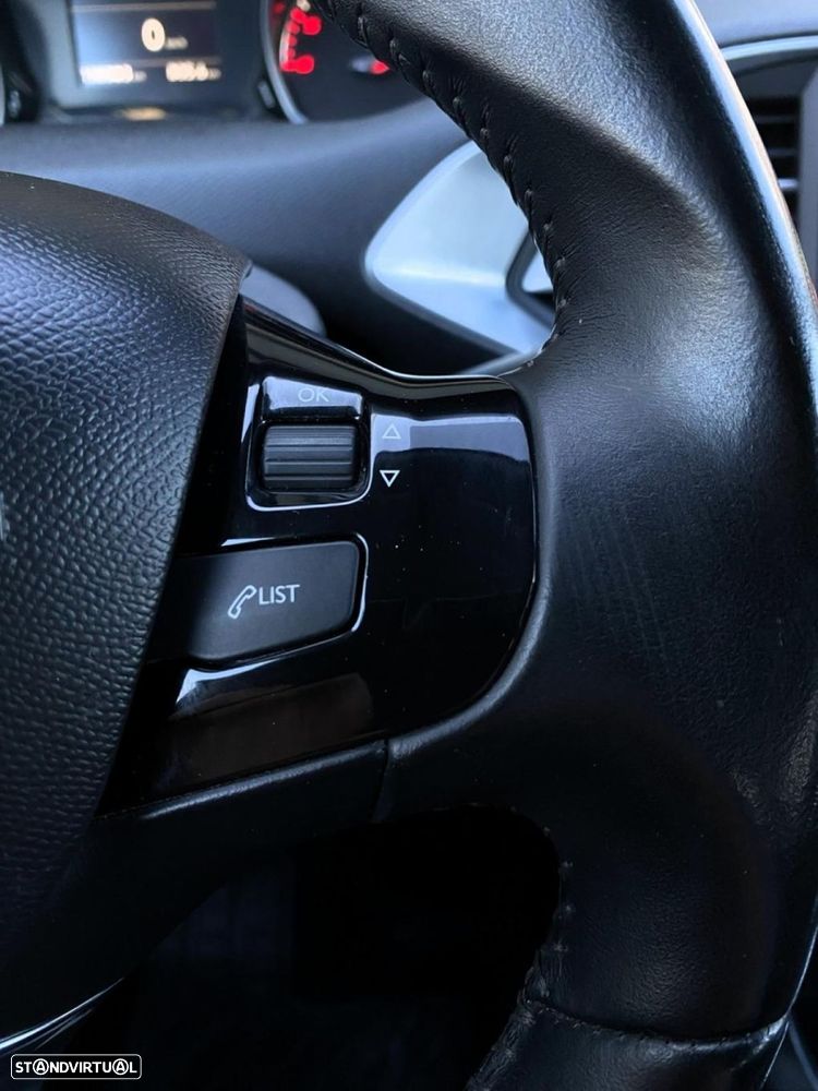 Peugeot 308 SW 1.5 BlueHDi Style - 19