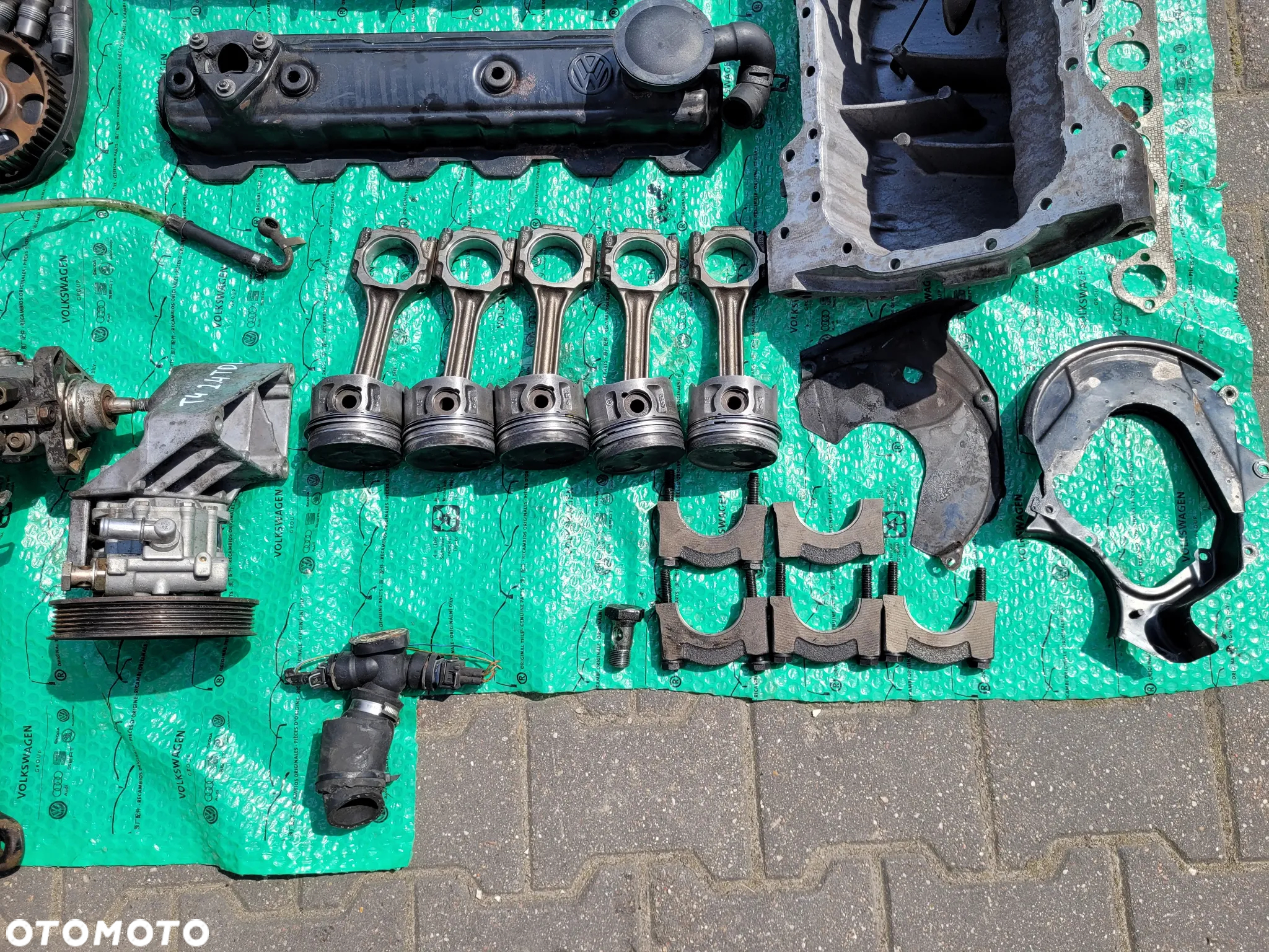 ORYGINALNY OSPRZĘT SILNIKA VW T4 2.4 TDI - 5
