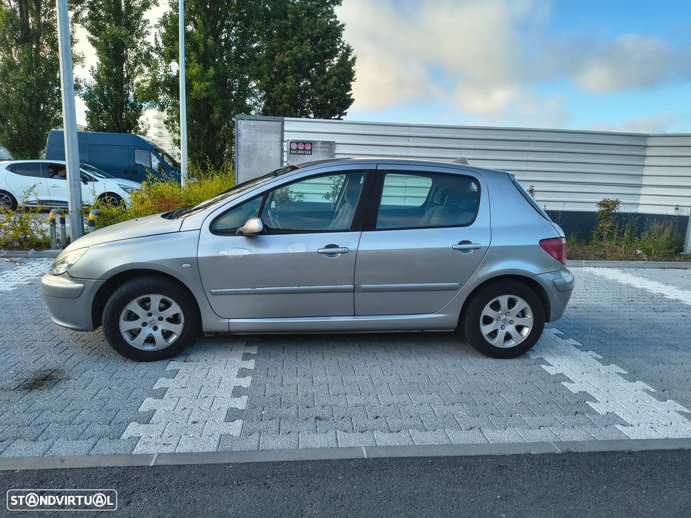 Peugeot 307 1.4 XR - 4