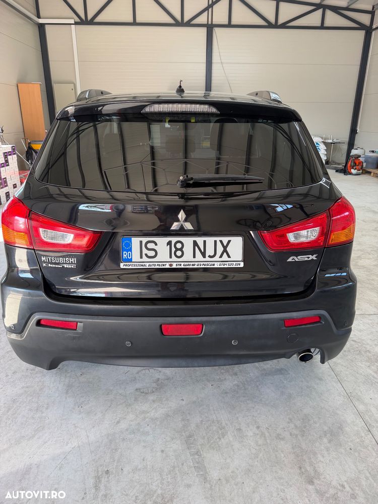 Mitsubishi ASX 1.8 DID 2WD Intense A15 - 3
