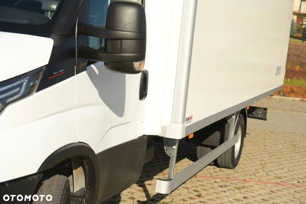 Iveco 72C18  3,0 180KM  Zanotti Z380  230 V 6,1m 12 palet dł -20+20 ładowność 3460kg - 13