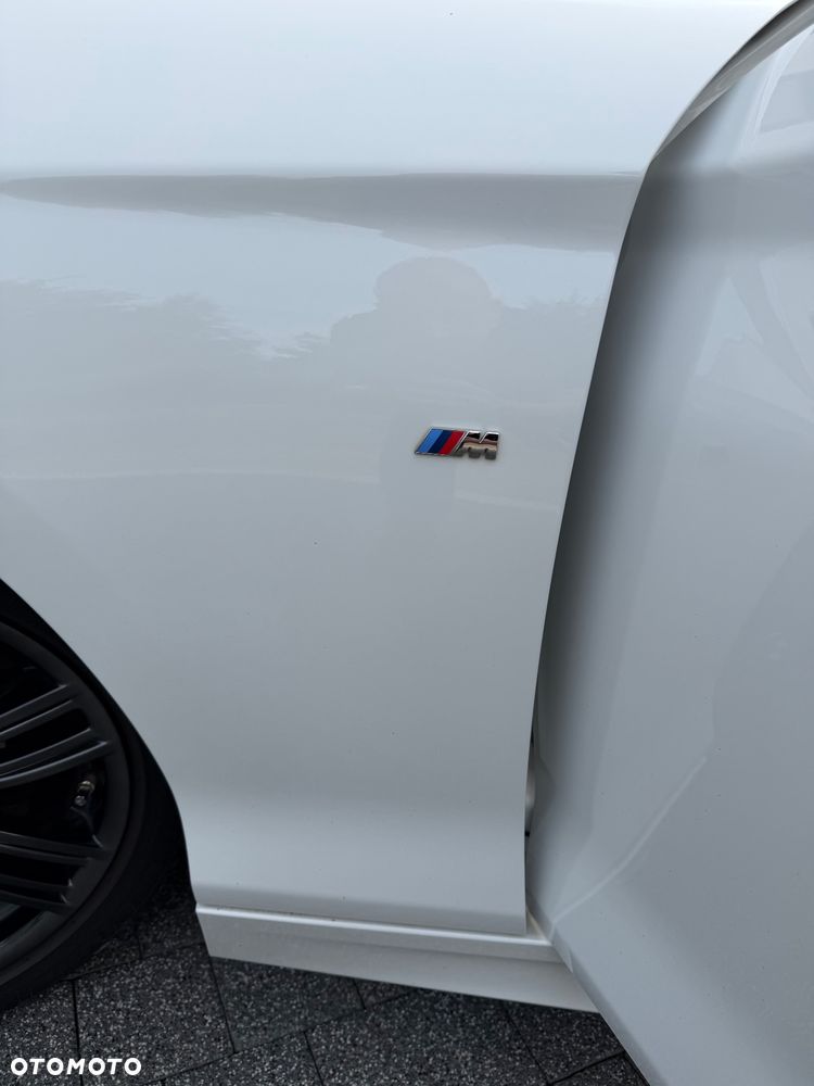 BMW Seria 1 120i M Sport - 38