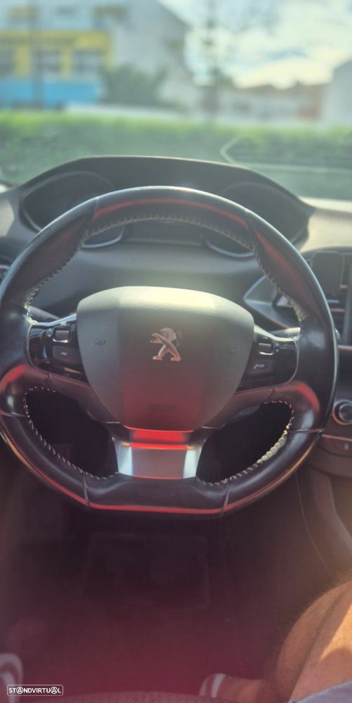 Peugeot 308 SW 1.5 BlueHDi Style - 23