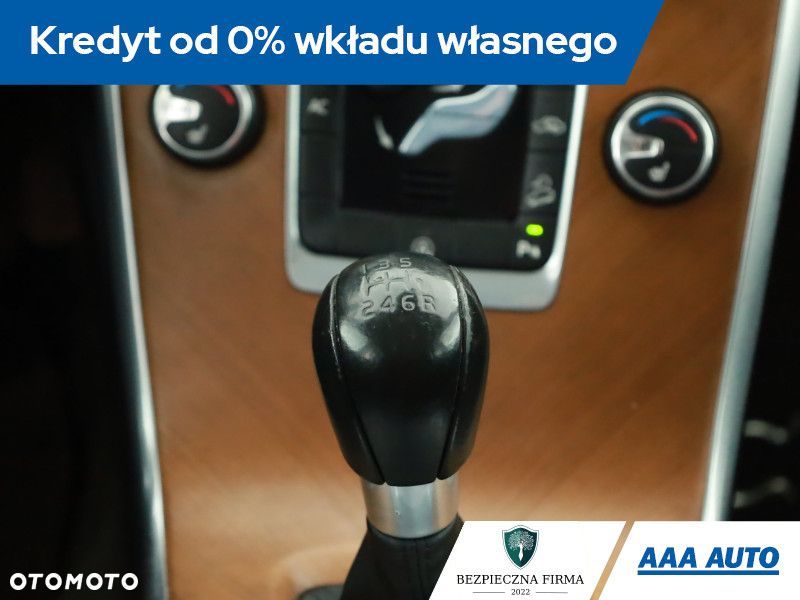 Volvo XC 60 - 13