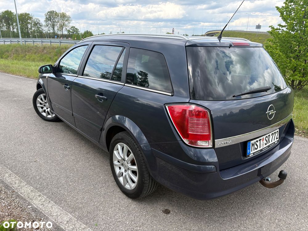 Opel Astra 1.6 Color Edition - 14