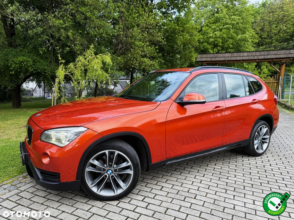 BMW X1 xDrive20d Sport Line - 1