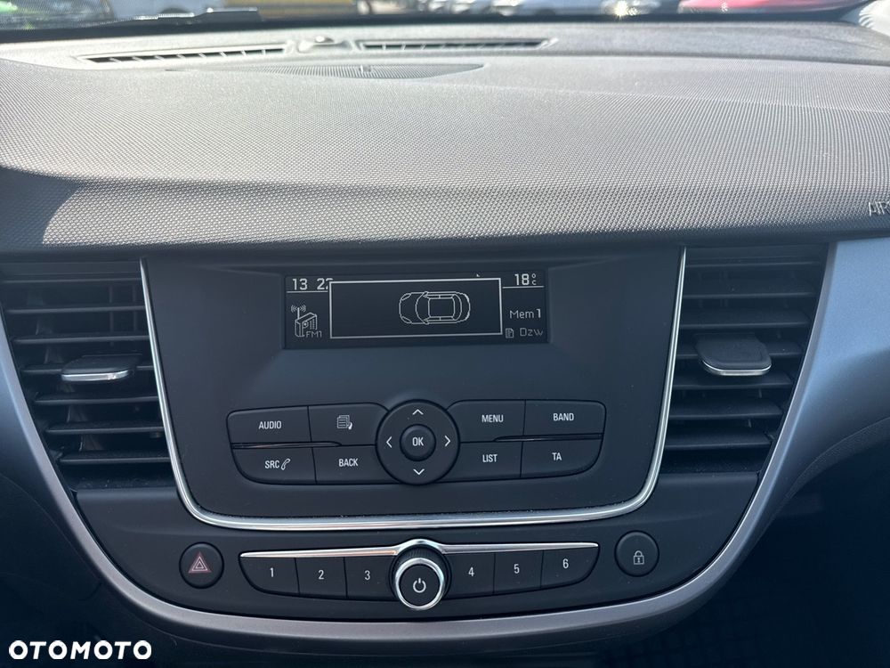Opel Crossland X - 19