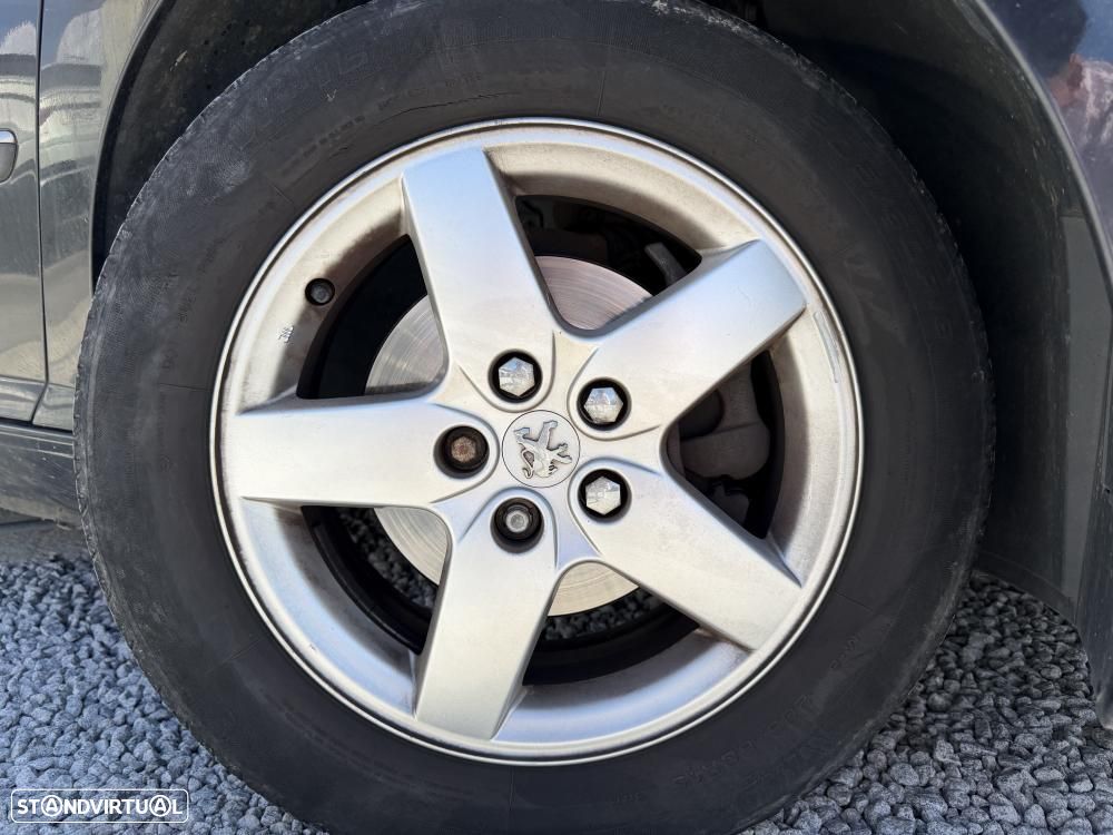 Peugeot 407 2.0 HDi Executive - 4