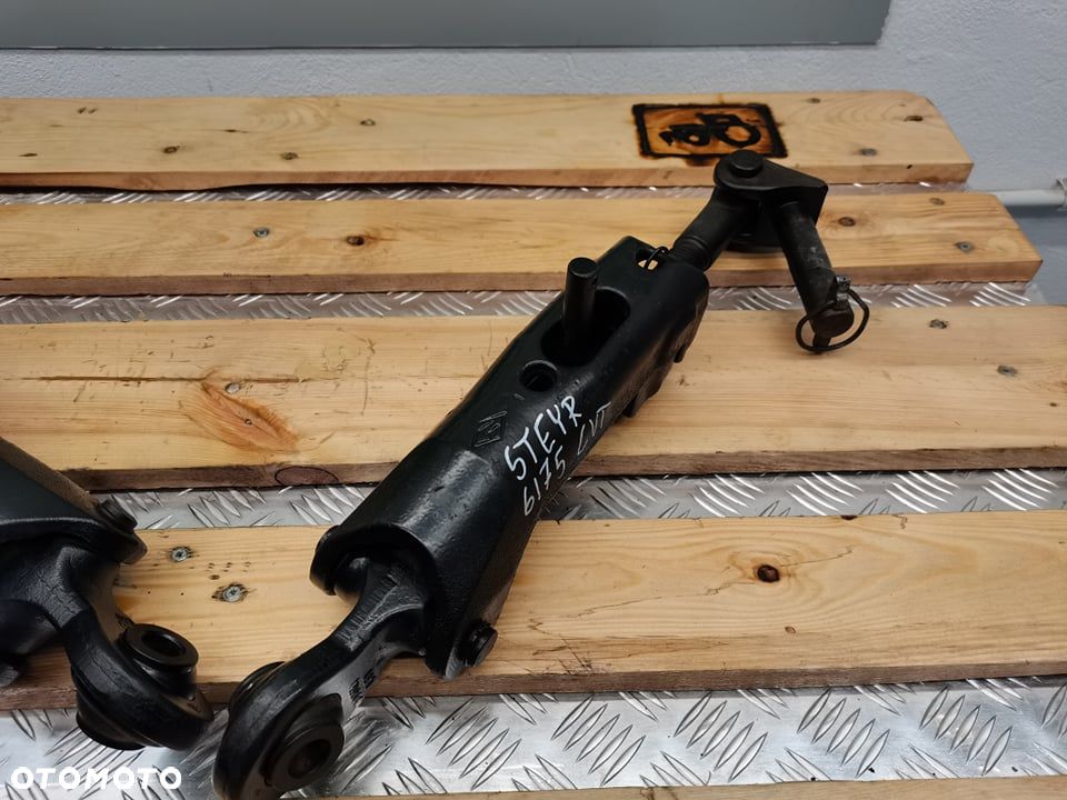 Stabilizator Steyr 6175 CVT - 2