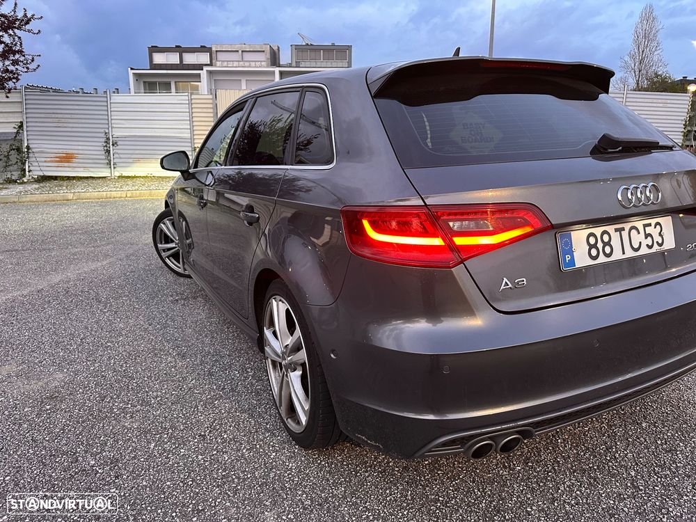 Audi A3 Sportback 2.0 TDI S-line - 8