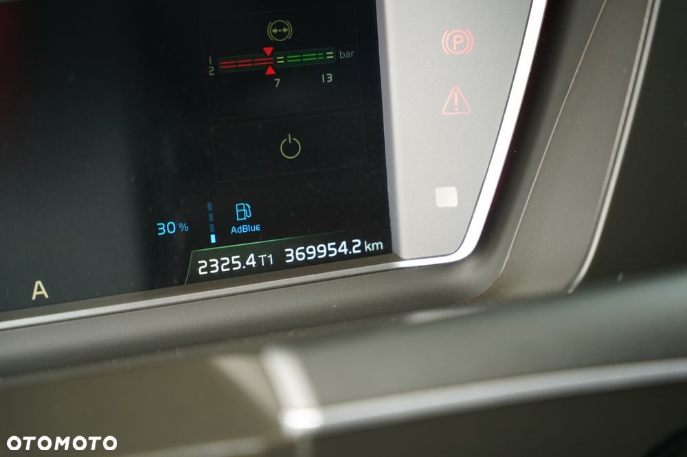 Volvo FH 460 / XXL / + CHŁODNIA SCHMITZ / 2 OSIE PODNOSZONE / PO KONTRAKCIE SERWISOWYM / - 39