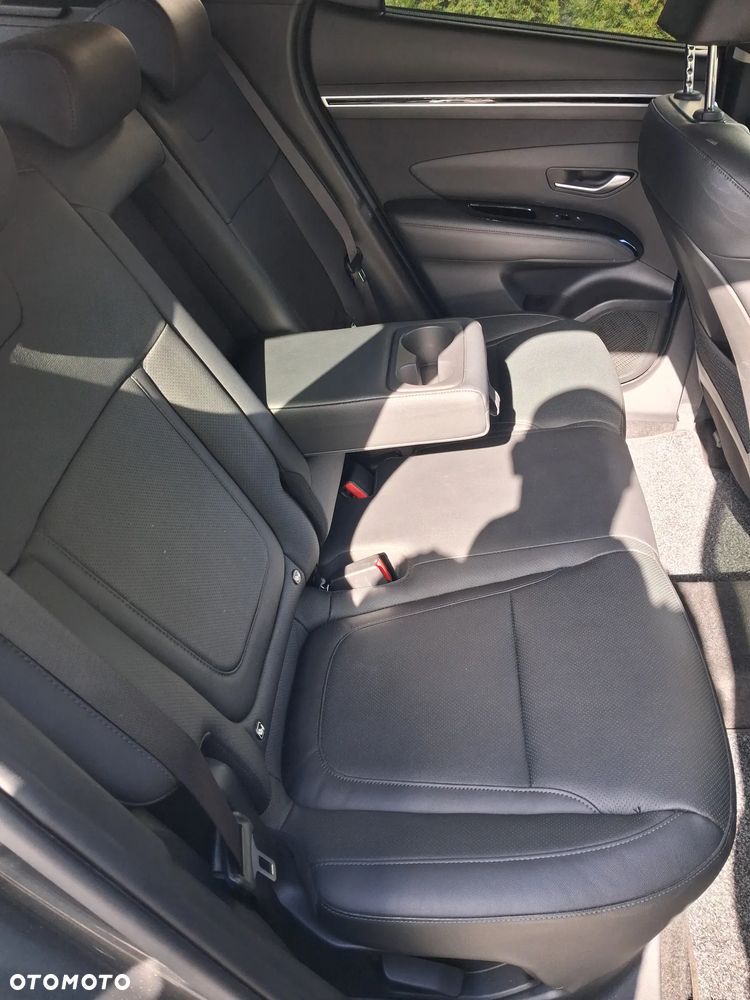 Hyundai Tucson 1.6 T-GDi 48V-Hybrid 4WD DCT Prime - 13