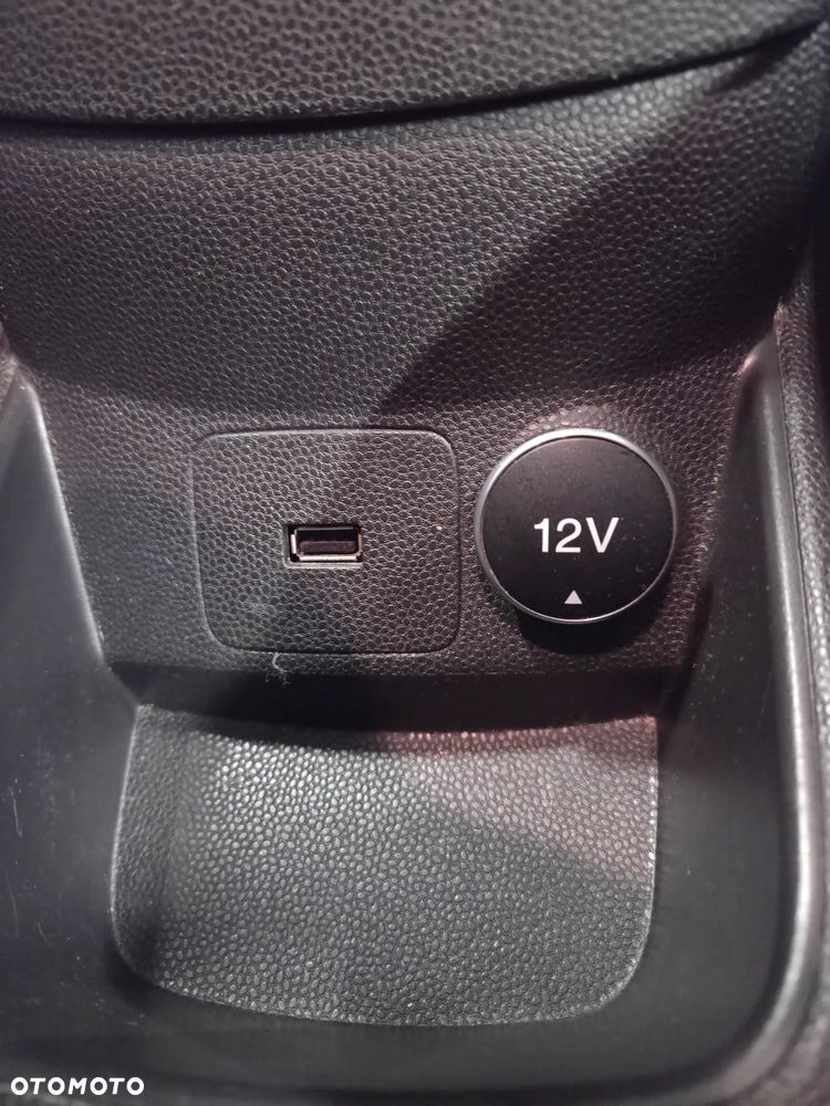 Ford Fiesta 1.0 Start-Stop Champions Edition - 23