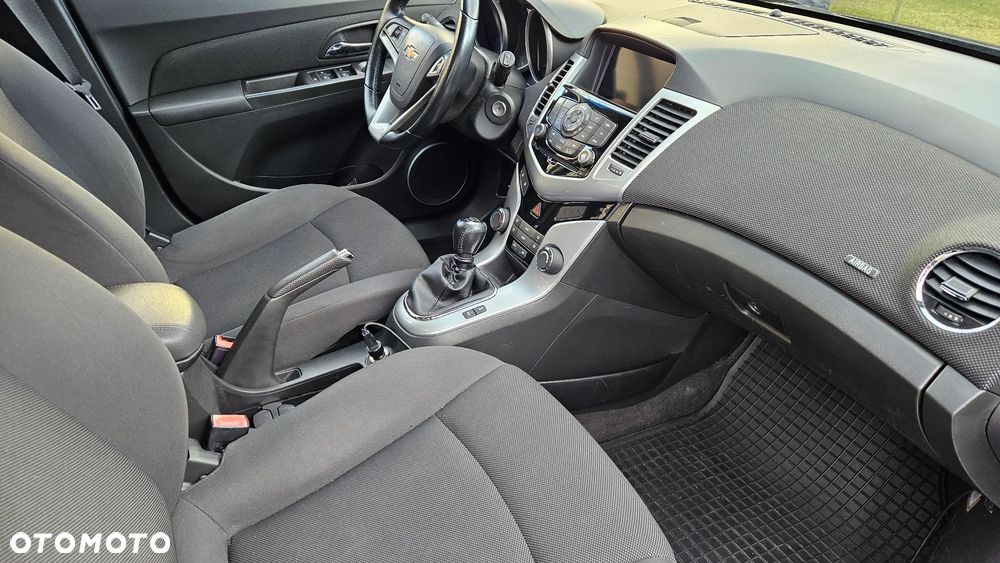 Chevrolet Cruze 1.4T LT+ - 19