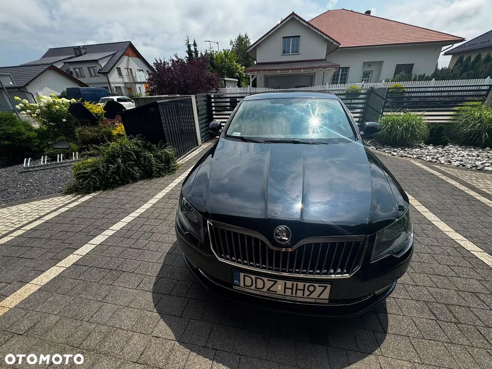 Skoda Superb 2.0 TDI 4x4 Elegance DSG - 6