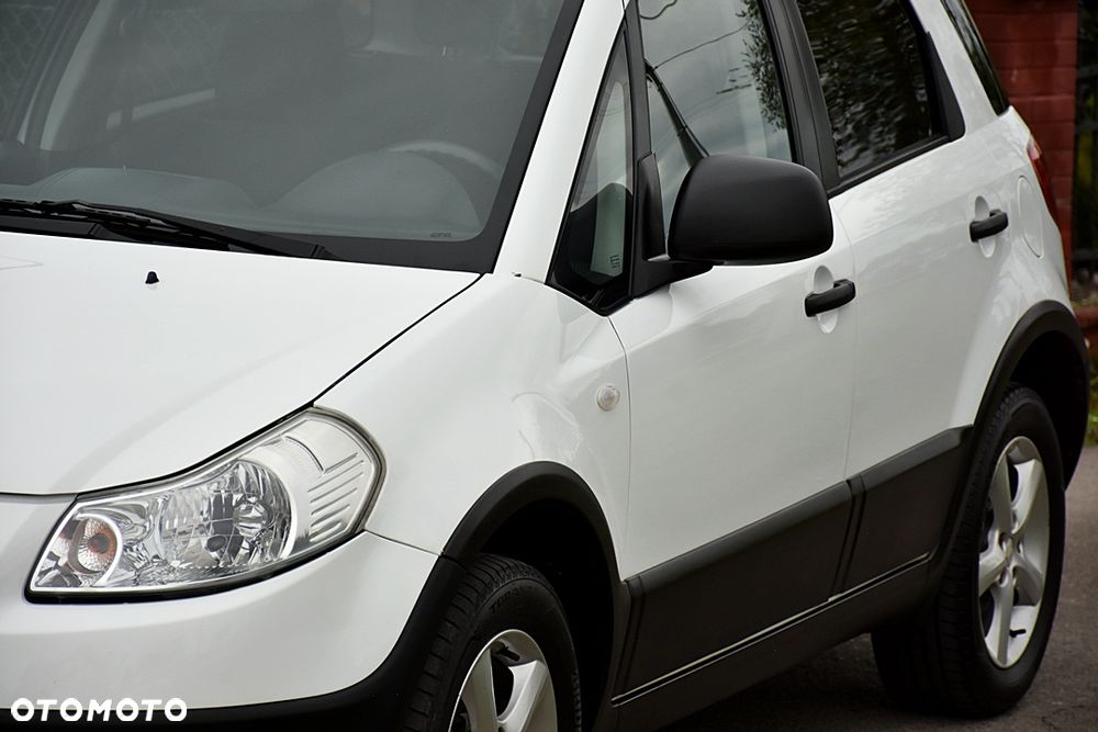Fiat Sedici 1.6 16V 4x4 Lounge - 10