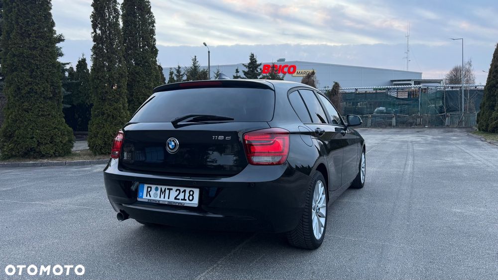 BMW Seria 1 118d - 23
