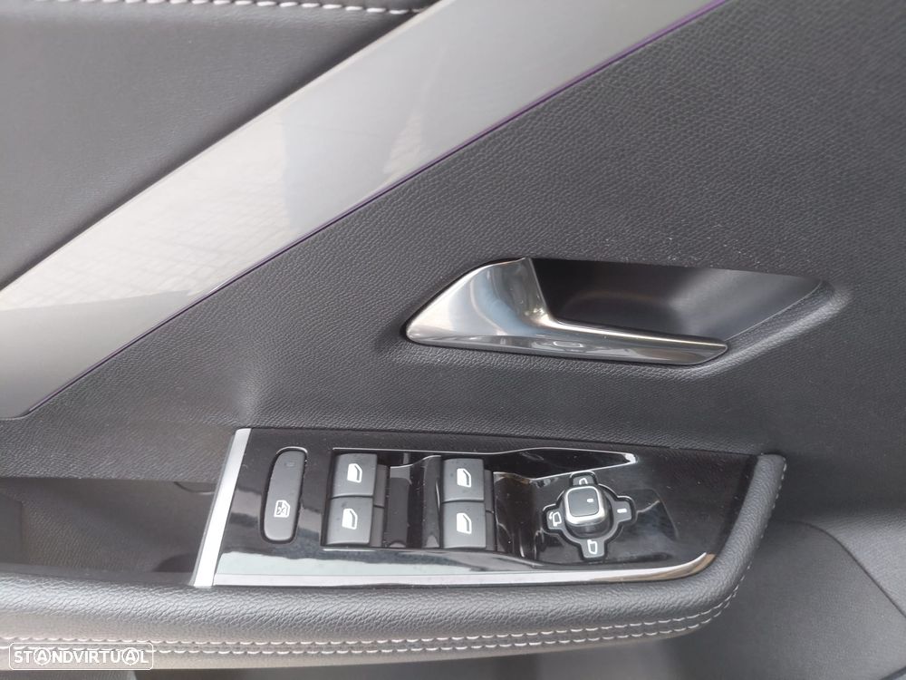 Opel Astra Sports Tourer 1.2 T GS Line - 16