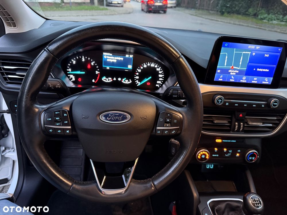 Ford Focus 1.5 EcoBlue Start-Stopp-System COOL&CONNECT DESIGN - 21