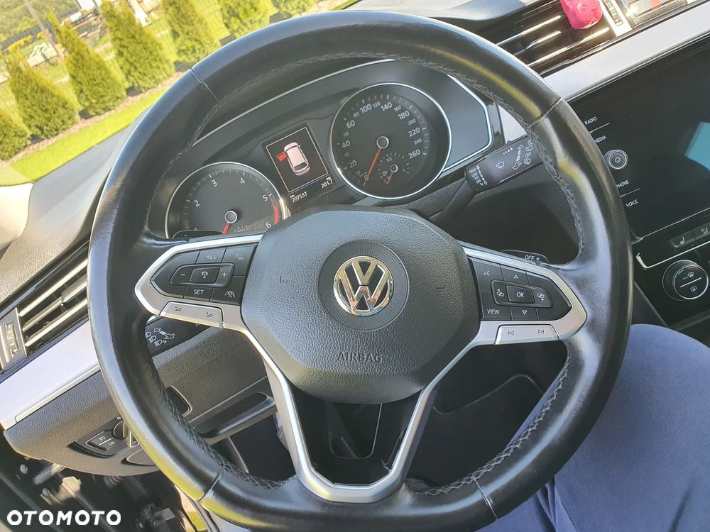 Volkswagen Passat 2.0 TDI SCR DSG Highline - 15