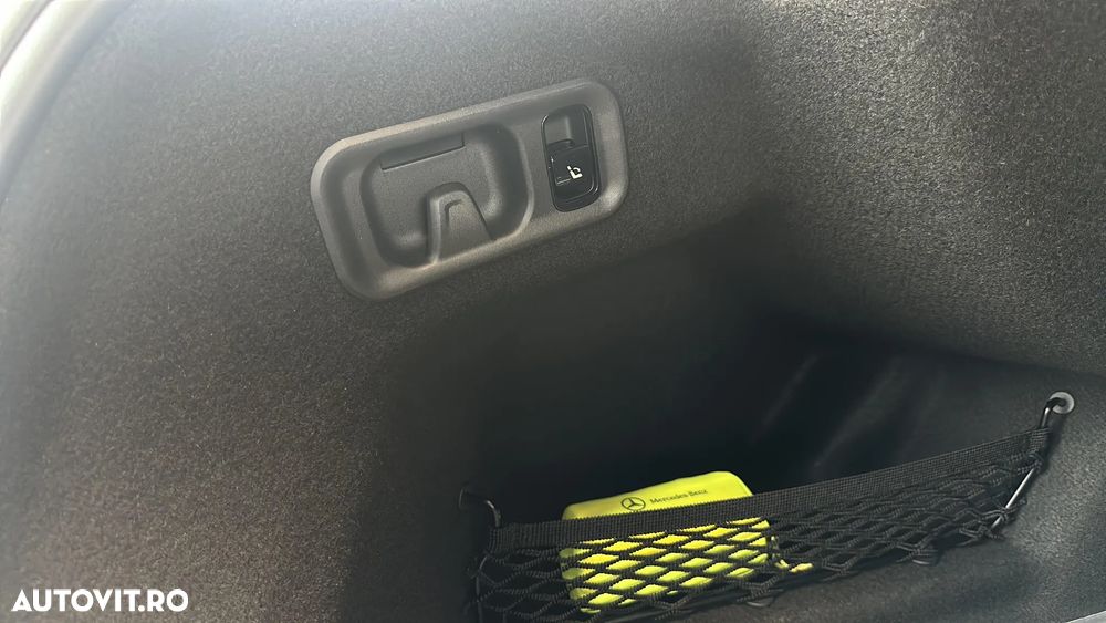 Mercedes-Benz E - 22