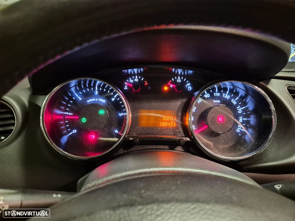 Peugeot 3008 1.6 BlueHDi Style - 19