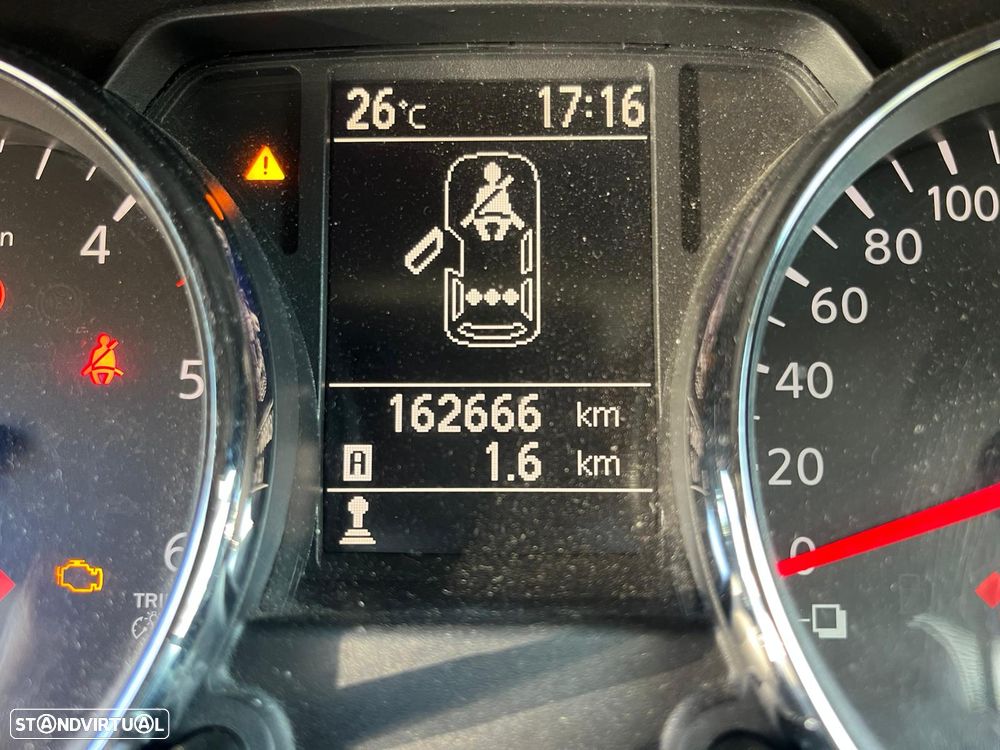 Nissan Qashqai 1.6 dCi Tekna J19 - 6