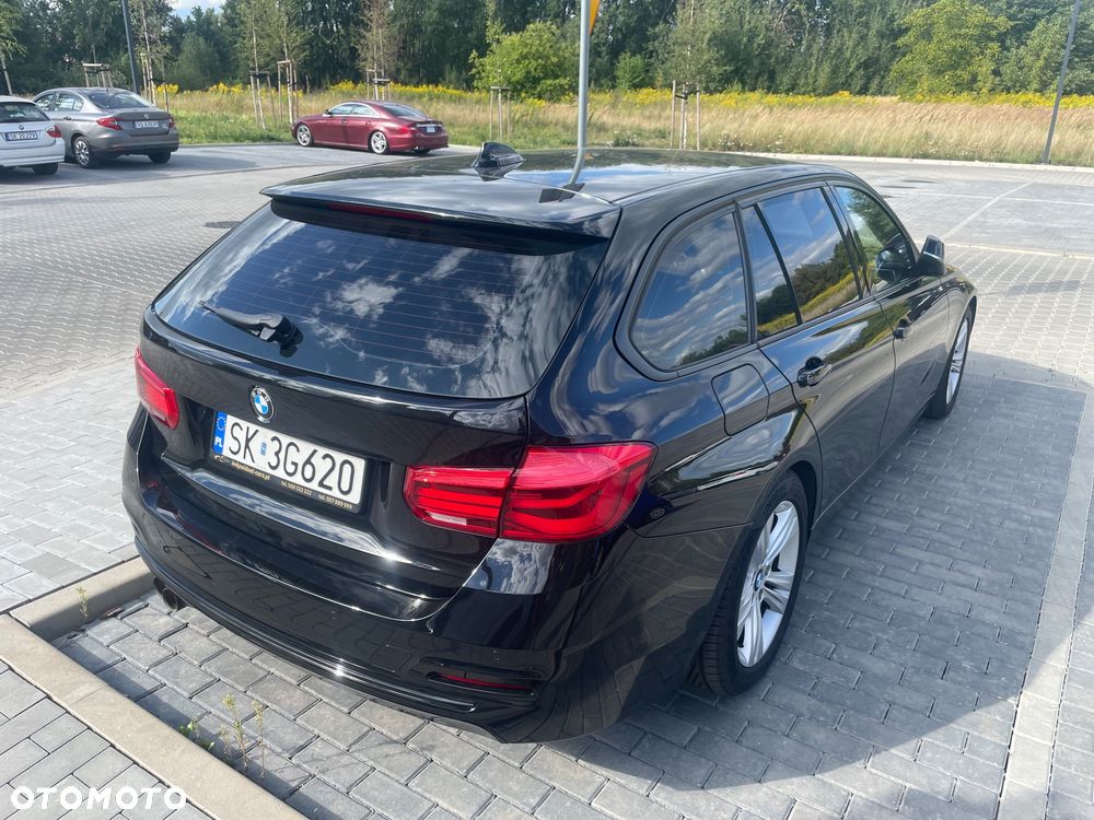 BMW Seria 3 320d Sport Line - 5